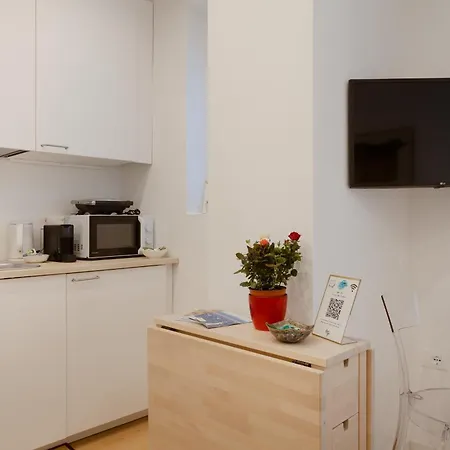 Alexander'S Nest Apartment Trieste Exterior photo
